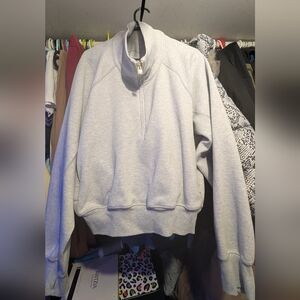 TNA AfterFX 1l2 zip sweater sz Medium